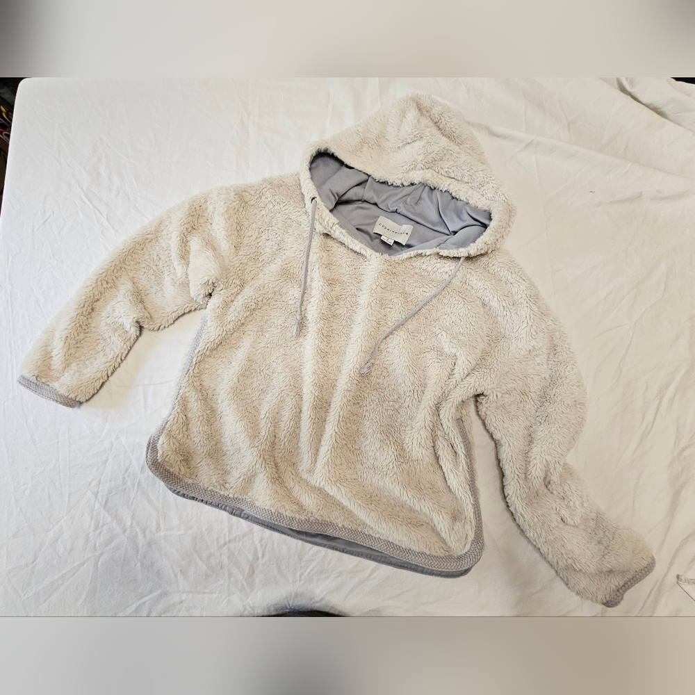 SALE! Women's Paper Crane Soft Sweatshirt (Small)